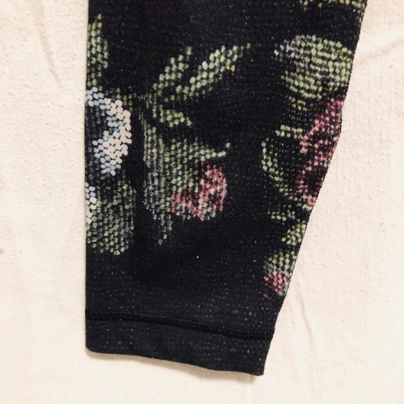 Lululemon Leggings  Floral Pattern - Picture 12 of 14